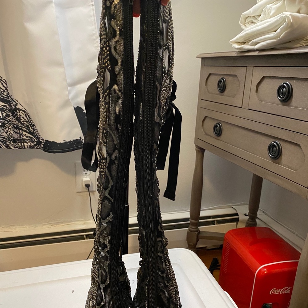 Boots - Picture 2 of 15